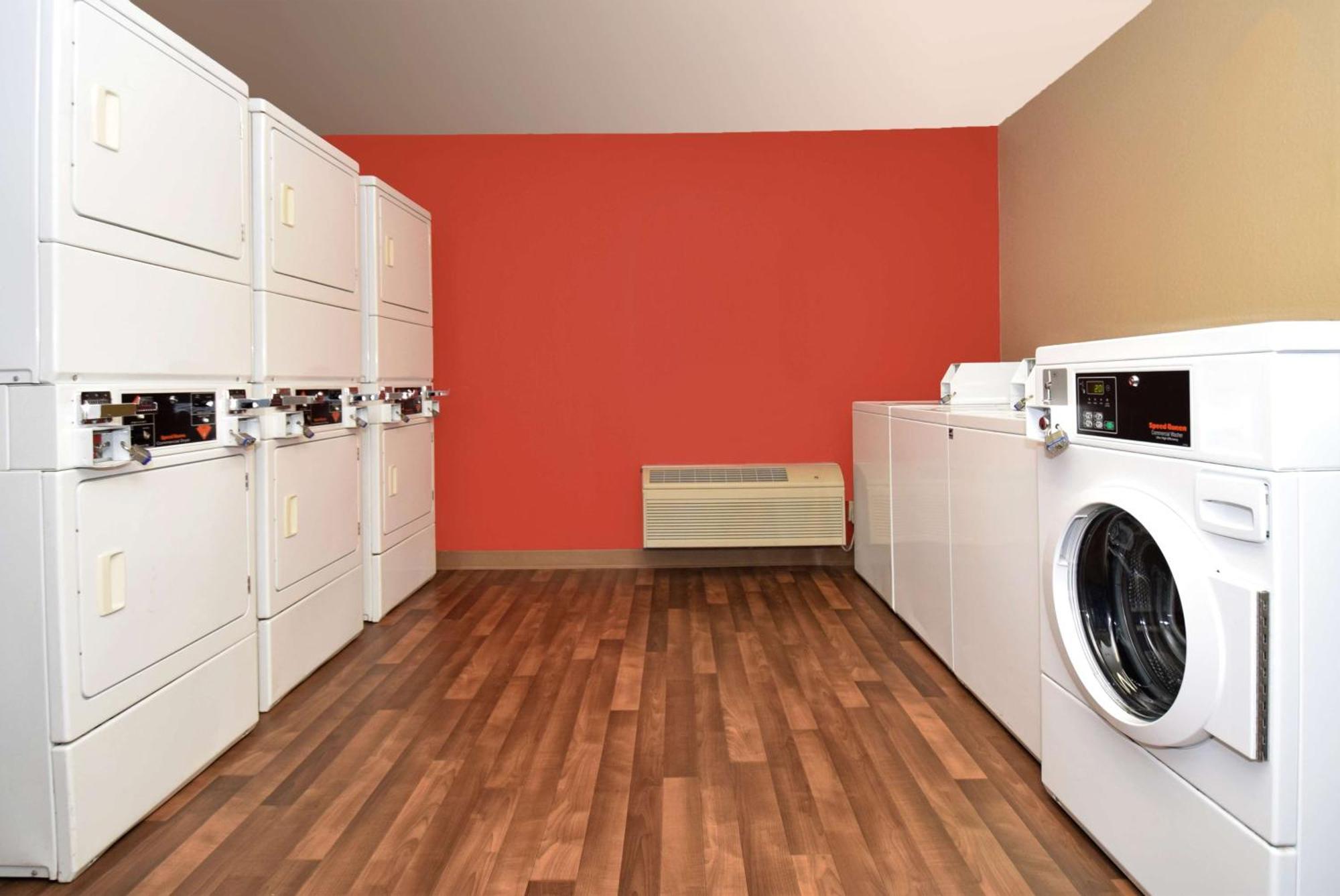 Extended Stay America Select Suites - Hartford - Manchester Zewnętrze zdjęcie