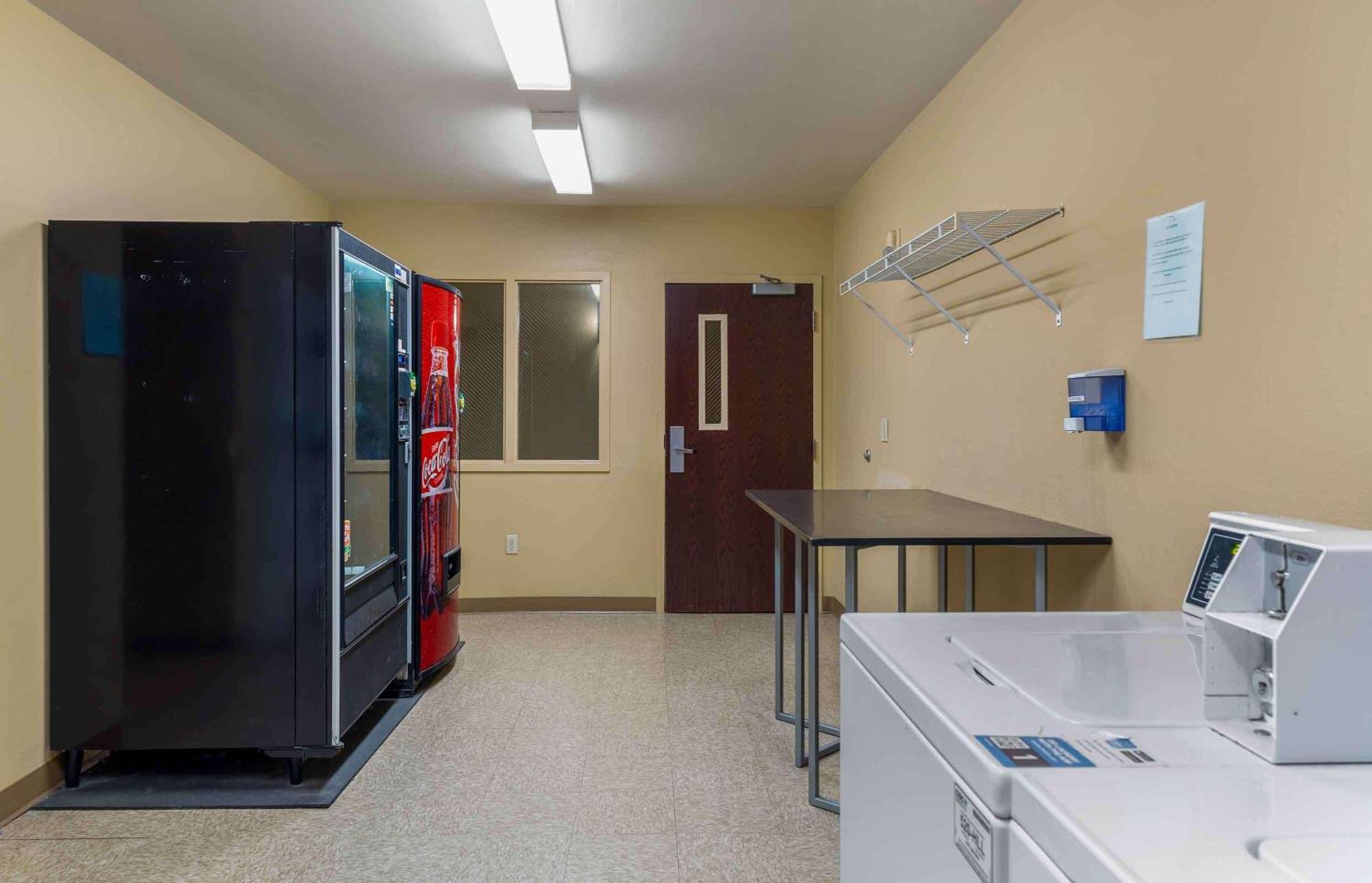 Extended Stay America Select Suites - Hartford - Manchester Zewnętrze zdjęcie