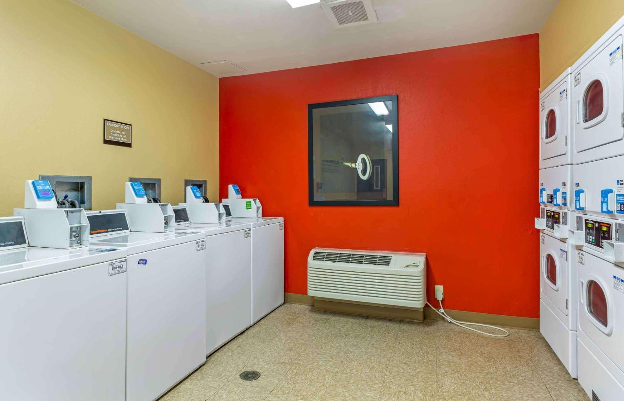Extended Stay America Select Suites - Hartford - Manchester Zewnętrze zdjęcie